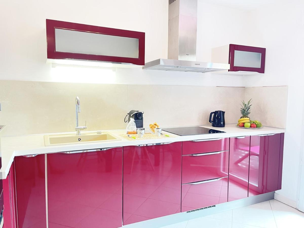 Tres Bel Appartement -Residence Avec Piscine Sur Le Toit Et Vue Panoramique Saint-Raphaël Zewnętrze zdjęcie